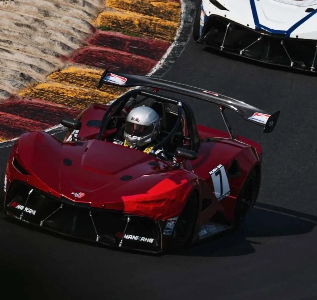 Nico Bratz's #7 Rush SR